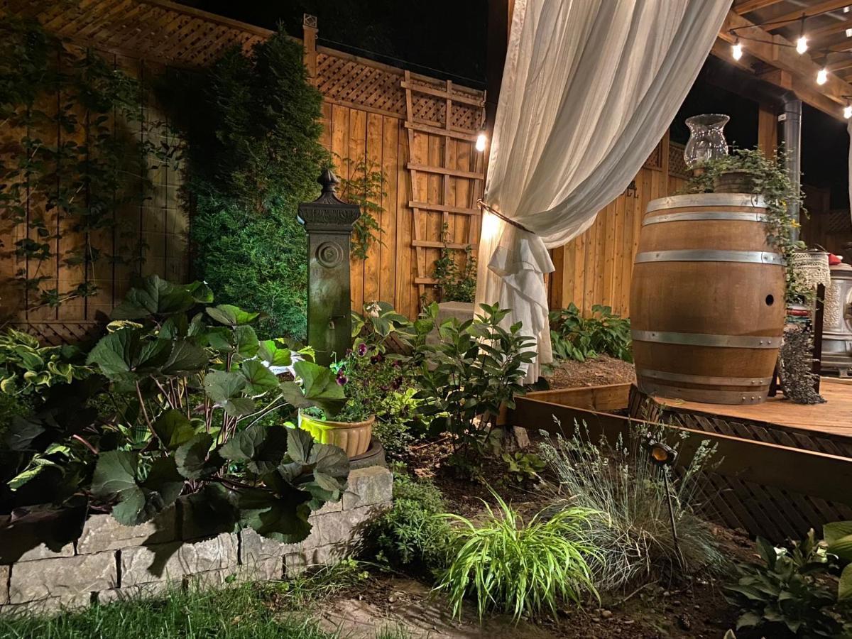 Darlington House Bed And Breakfast ナイアガラオンザレイク エクステリア 写真