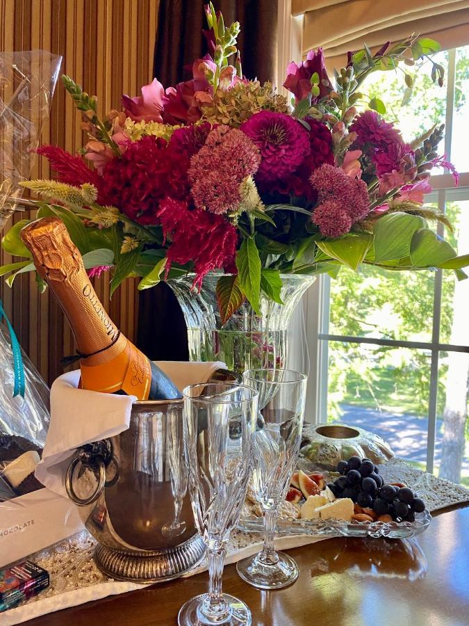 Darlington House Bed And Breakfast ナイアガラオンザレイク エクステリア 写真